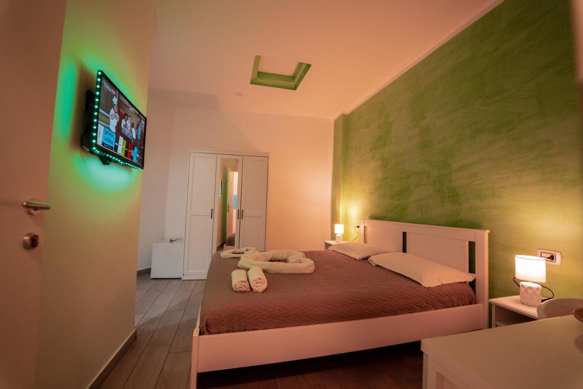 O Vic' Stritt' Otel Napoli Dış mekan fotoğraf